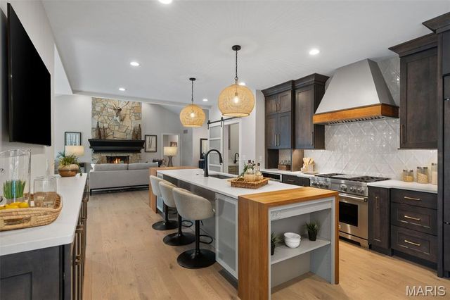 17670 Lasiandra Drive, Wildwood, MO 63005