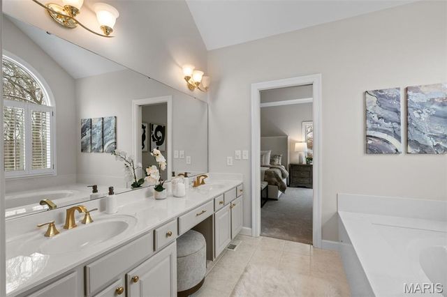 17670 Lasiandra Drive, Wildwood, MO 63005