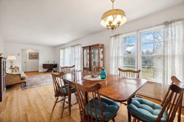 404 Van Hook Dr, Ashland City, TN 37015