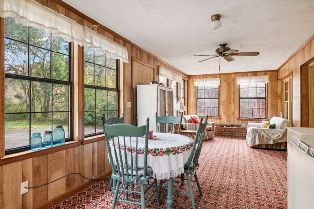 404 Van Hook Dr, Ashland City, TN 37015