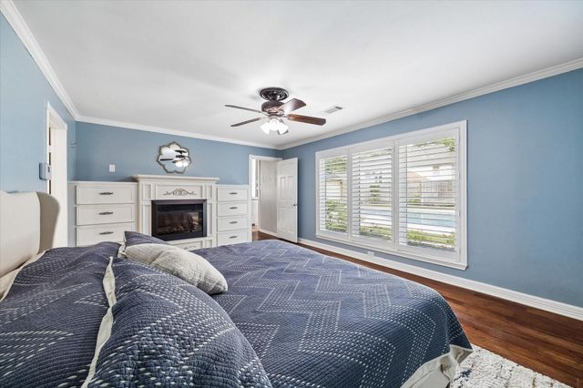 9410 Taidswood Drive, Spring, TX 77379