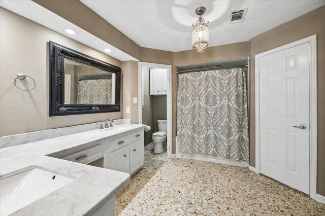 9410 Taidswood Drive, Spring, TX 77379