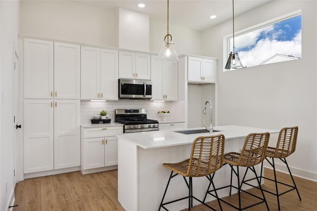 835 Rachel Street B, Houston, TX 77091