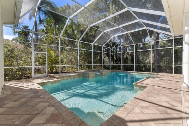 5048 WESLEY DRIVE, Tampa, FL 33647