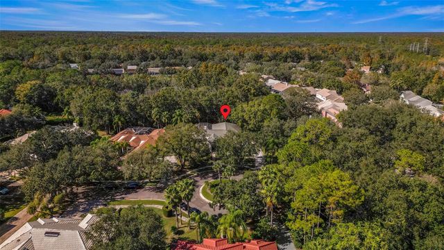 5048 WESLEY DRIVE, Tampa, FL 33647