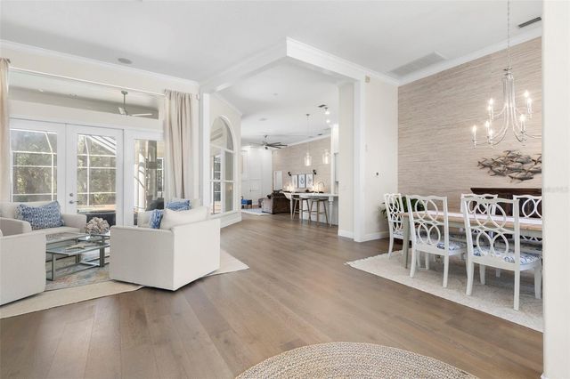 5048 WESLEY DRIVE, Tampa, FL 33647