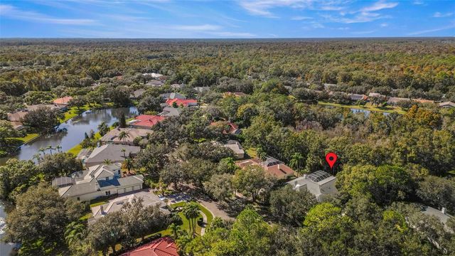 5048 WESLEY DRIVE, Tampa, FL 33647