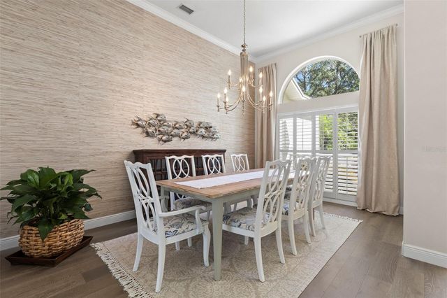 5048 WESLEY DRIVE, Tampa, FL 33647