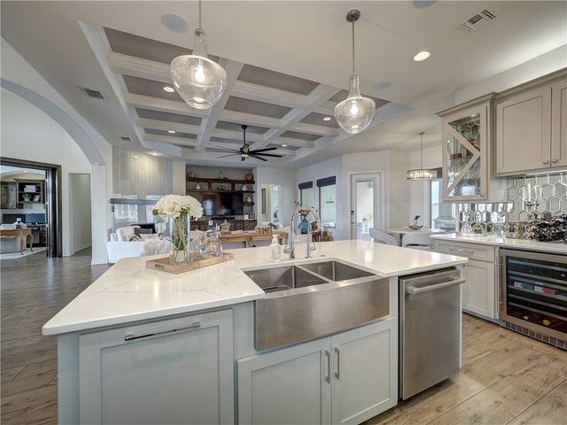 5909 S Oso Pkwy, Corpus Christi, TX 78414