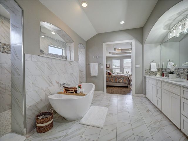 5909 S Oso Pkwy, Corpus Christi, TX 78414