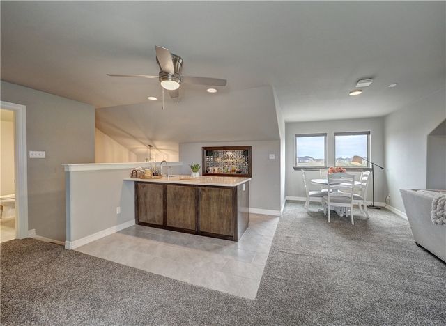 5909 S Oso Pkwy, Corpus Christi, TX 78414