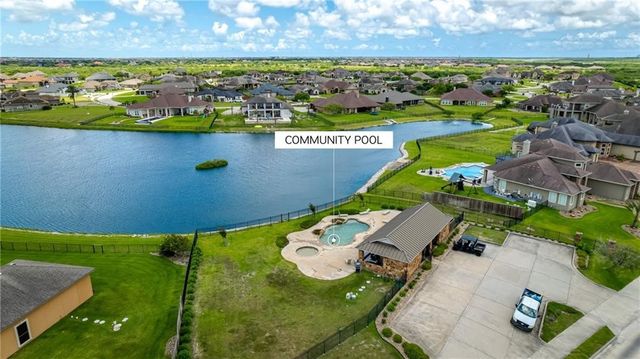 5909 S Oso Pkwy, Corpus Christi, TX 78414
