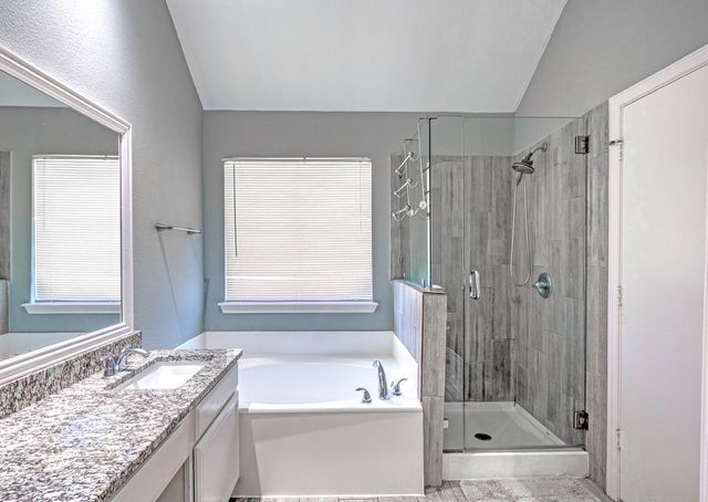 8423 Creekbluff Drive, Dallas, TX 75249