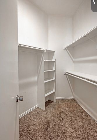 8423 Creekbluff Drive, Dallas, TX 75249