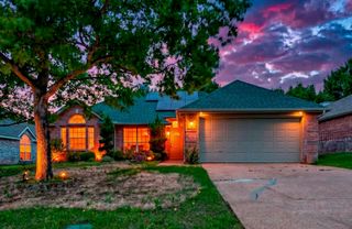 8423 Creekbluff Drive, Dallas, TX 75249