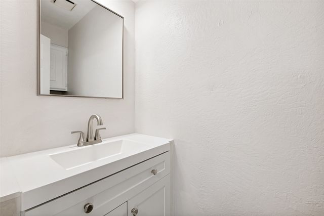 709 N Madison Avenue, Dallas, TX 75208