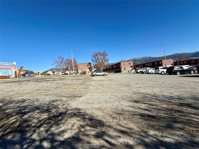 313 S Arizona Street, Butte, MT 59701