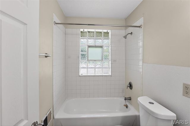 6929 Roland Boulevard, St Louis, MO 63121