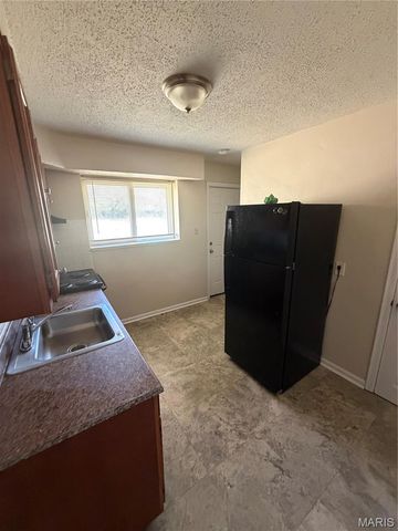 6929 Roland Boulevard, St Louis, MO 63121