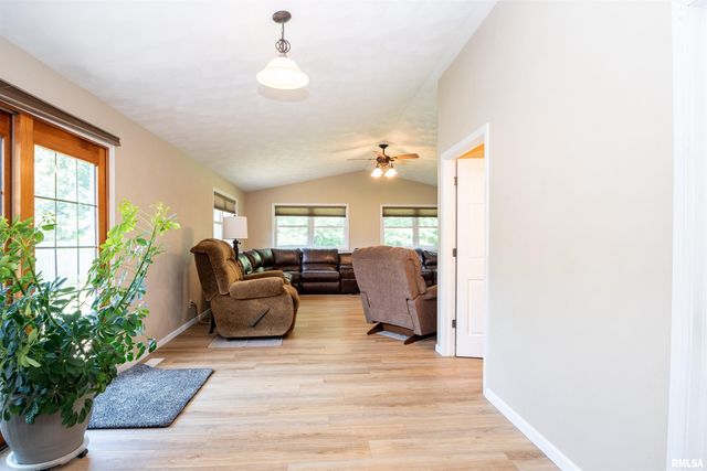 4005 N MARBLEWAY Drive, Peoria, IL 61615