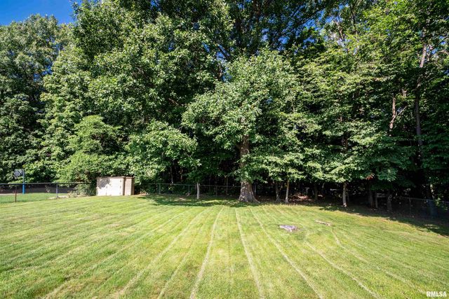 4005 N MARBLEWAY Drive, Peoria, IL 61615