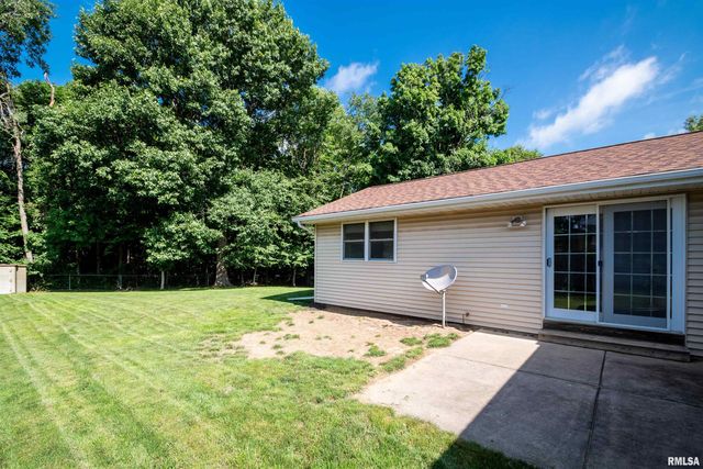 4005 N MARBLEWAY Drive, Peoria, IL 61615