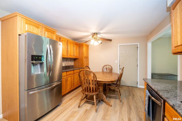 4005 N MARBLEWAY Drive, Peoria, IL 61615