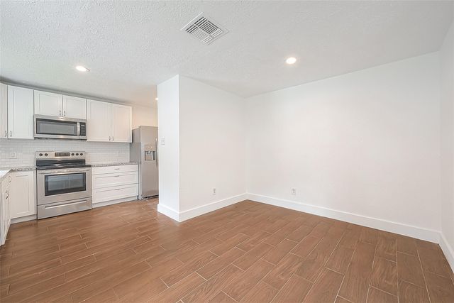 3814 Maplewood Drive, La Porte, TX 77571