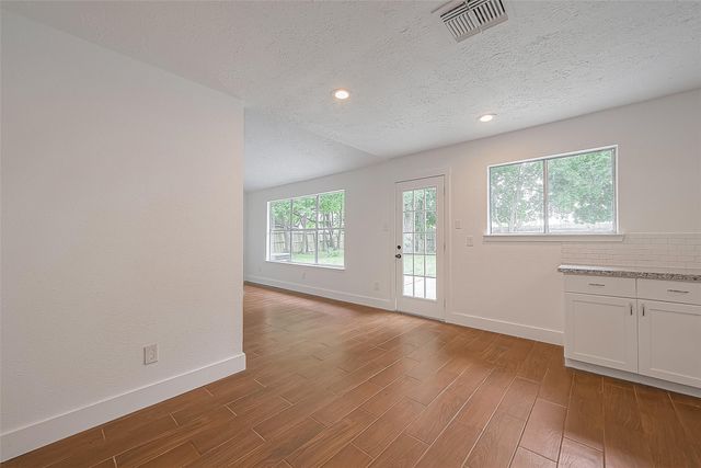3814 Maplewood Drive, La Porte, TX 77571