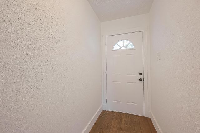3814 Maplewood Drive, La Porte, TX 77571