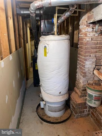 2221 JEFFERSON ST, Baltimore, MD 21205