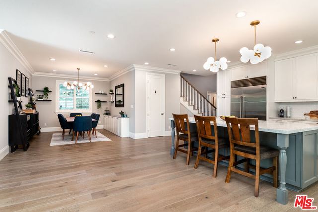 419 S Griffith Park Drive, Burbank, CA 91506