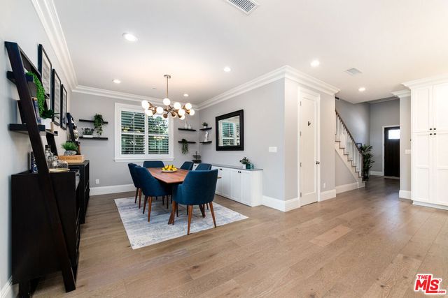 419 S Griffith Park Drive, Burbank, CA 91506