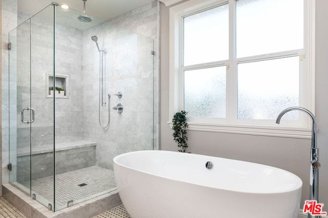 419 S Griffith Park Drive, Burbank, CA 91506