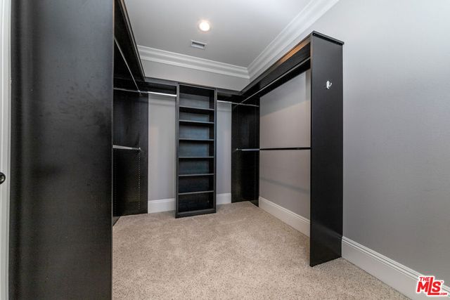 419 S Griffith Park Drive, Burbank, CA 91506