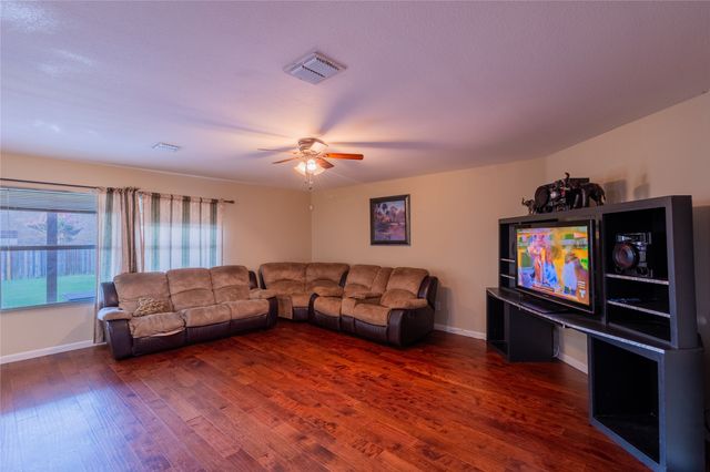 5718 Green Ivy Road, Denton, TX 76210