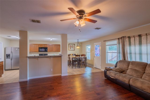 5718 Green Ivy Road, Denton, TX 76210