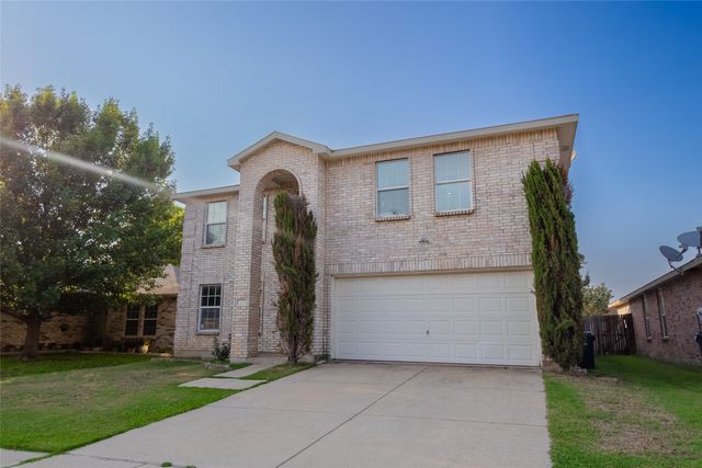 5718 Green Ivy Road, Denton, TX 76210