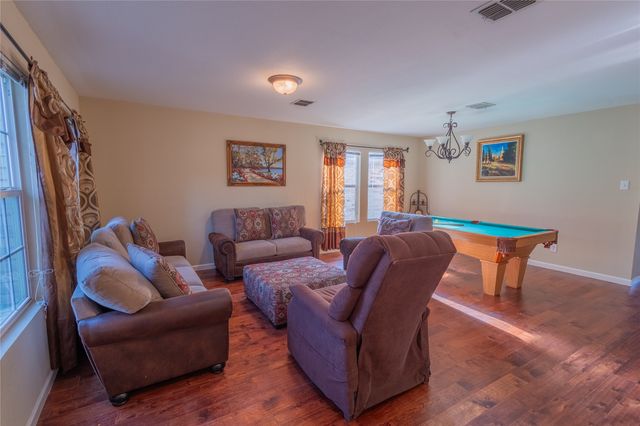 5718 Green Ivy Road, Denton, TX 76210