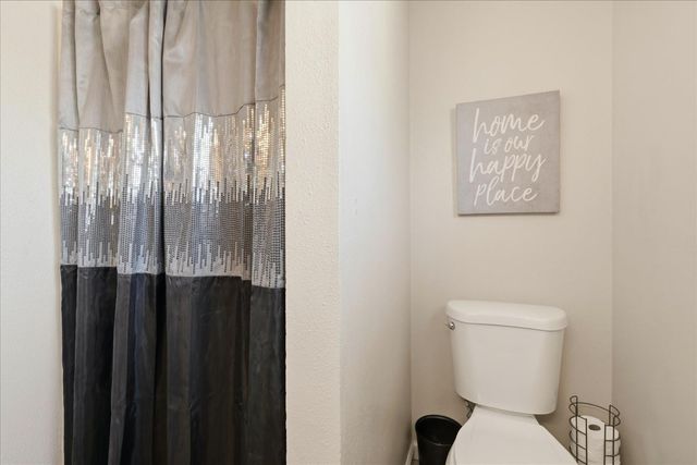 6721 N Harrison Avenue, Fresno, CA 93711