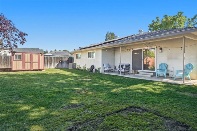 6721 N Harrison Avenue, Fresno, CA 93711