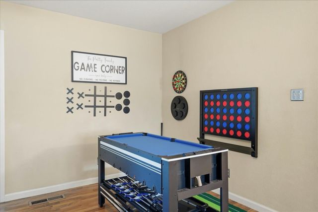 6721 N Harrison Avenue, Fresno, CA 93711