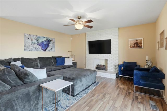 6721 N Harrison Avenue, Fresno, CA 93711