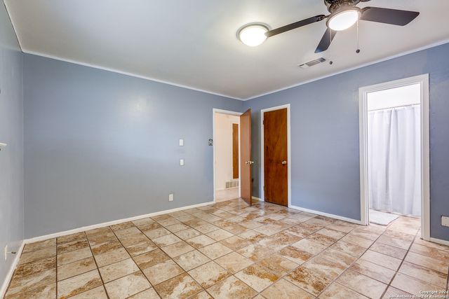 123 Stardream Dr, San Antonio, TX 78216