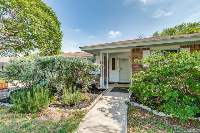 123 Stardream Dr, San Antonio, TX 78216