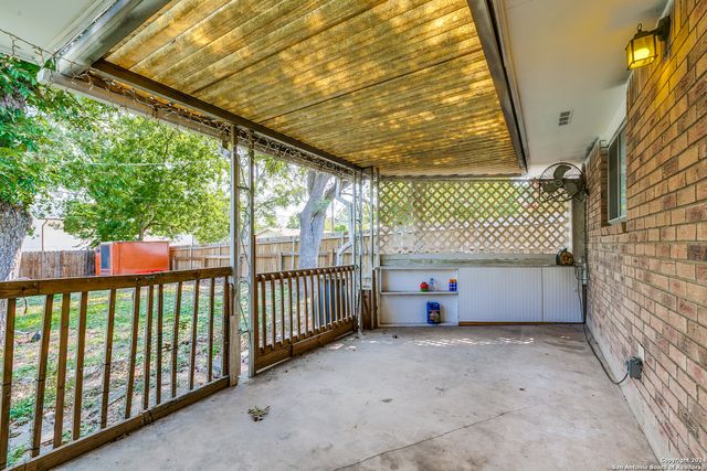 123 Stardream Dr, San Antonio, TX 78216