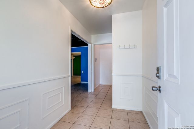 123 Stardream Dr, San Antonio, TX 78216