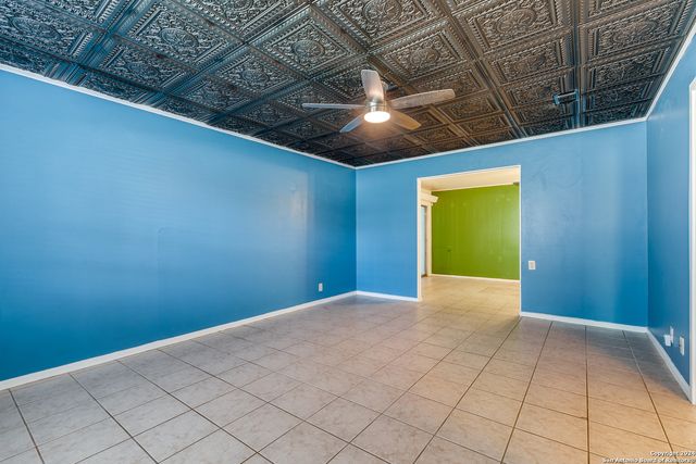 123 Stardream Dr, San Antonio, TX 78216