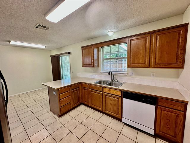 801 Jon Drive, Bentonville, AR 72712
