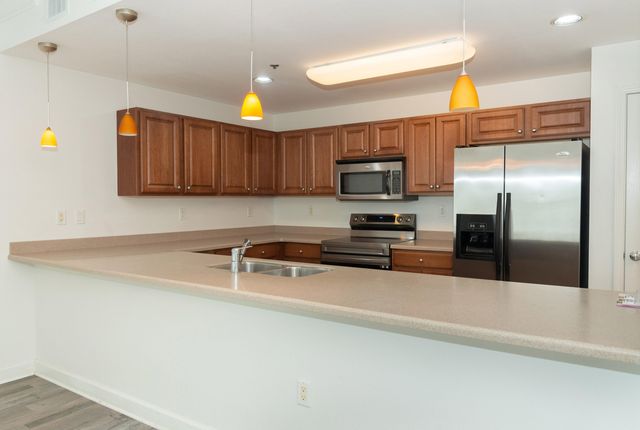 113 SE Brooks 206, Fort Walton Beach, FL 32548